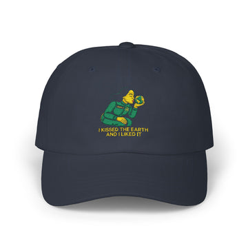 I kissed the earth and I liked it - 01 - Hat