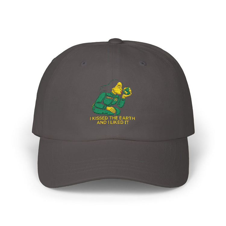 I kissed the earth and I liked it - 01 - Hat