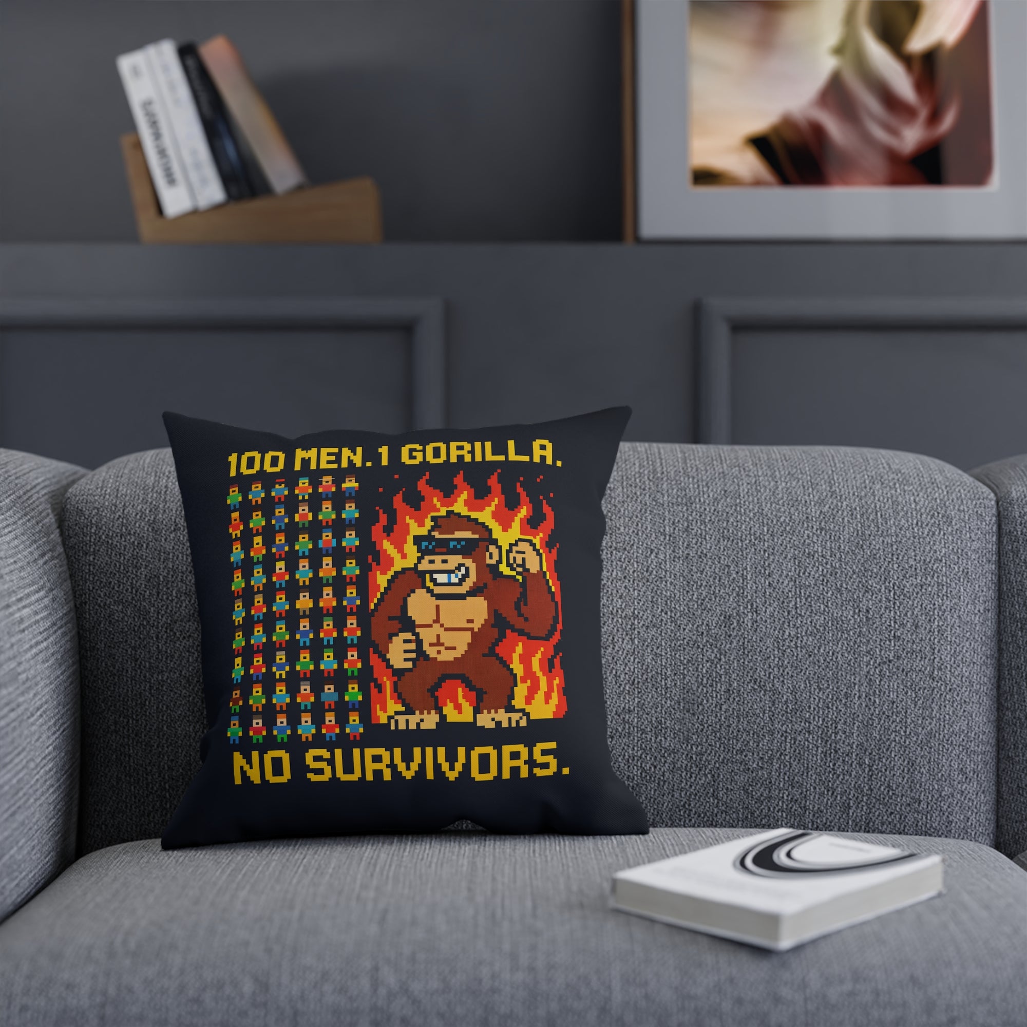 100 MEN. 1 GORILLA. NO SURVIVORS - 01 - Pillow